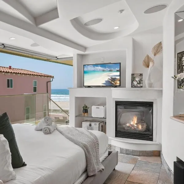 Stunning Oceanfront Boardwalk Condo - Spa, Steps2Beach, Parking & Fast Wifi!, Hotel in San Diego