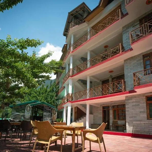 Hippie Panda Hostel, hotel di Manali