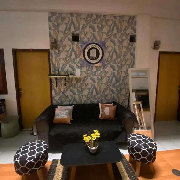 DYAZA LV Grogol Guest House, hotel in Jakarta