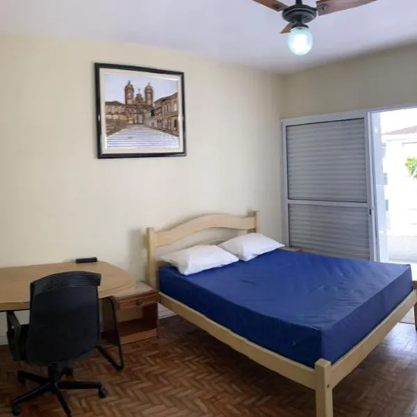 Apartamento a 4 Minutos a pé da Praia da Pitangueias, Guarujá, hotel v destinaci Guarujá