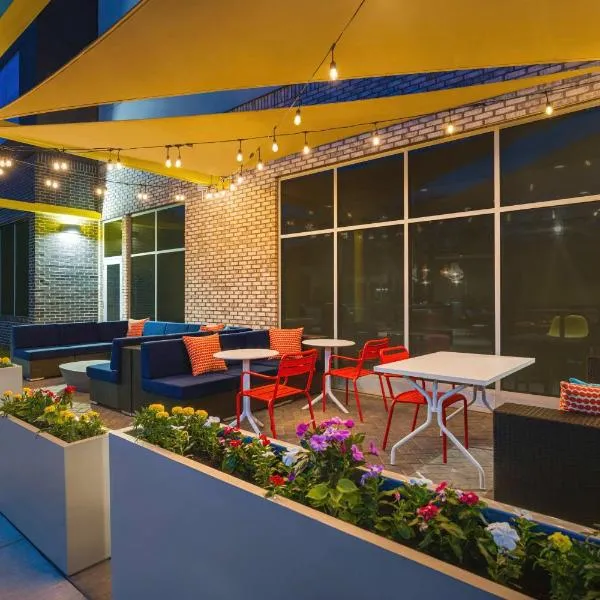 Tru By Hilton Charlotte Tyvola I-77，位于夏洛特的酒店