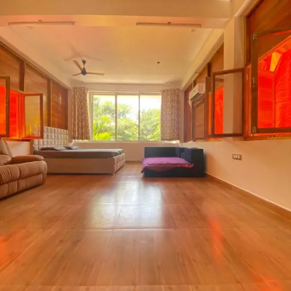 Wooden cottage, hotel in Kanchipuram