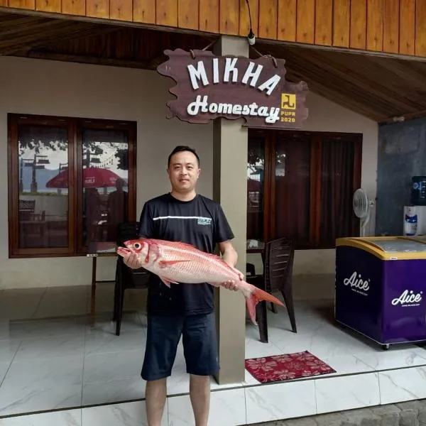 Mikha Homestay BUNAKEN、マナドのホテル