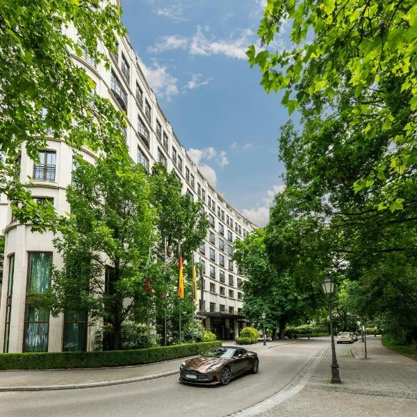 Rocco Forte The Charles Hotel, hotel in Munich
