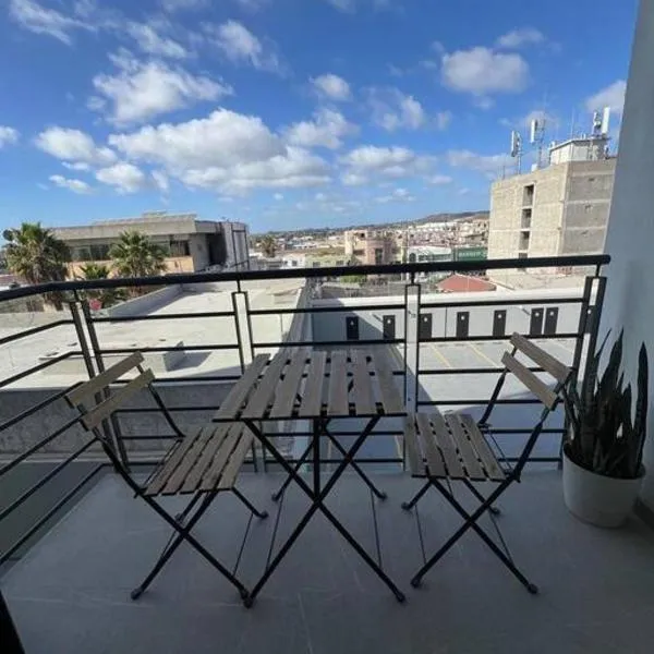 Private and secure Downtown apt, hotel in Tijuana