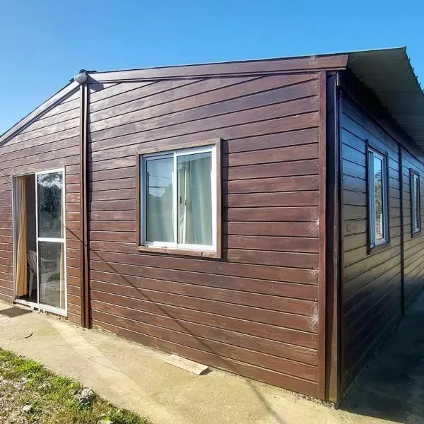 Merencere La Esmeralda, Monoambiente a pasos de la playa, hotel in La Esmeralda 