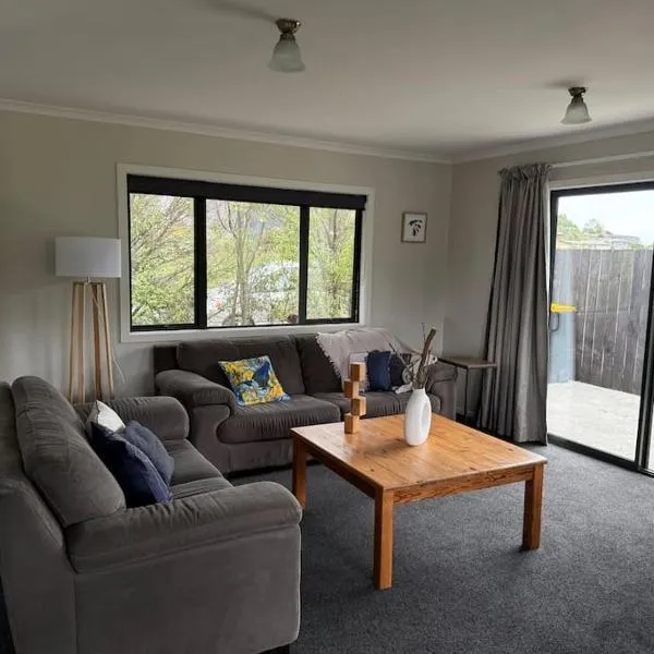 The tree house, hotel in Nelson