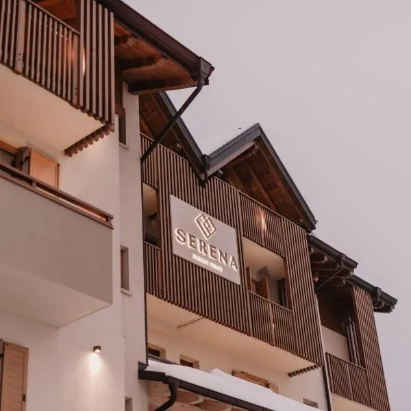 Family Hotel Serena, hotel i Andalo