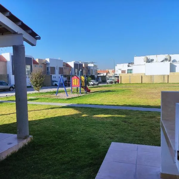 Hermosa casa en Privada, hôtel à Soledad Díez Gutiérrez