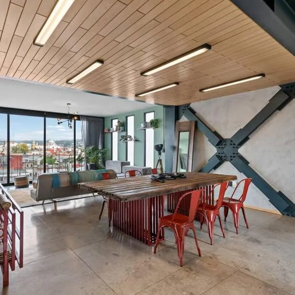 Penthouse nuevo con terraza en zona centro historico, Hotel in Puebla
