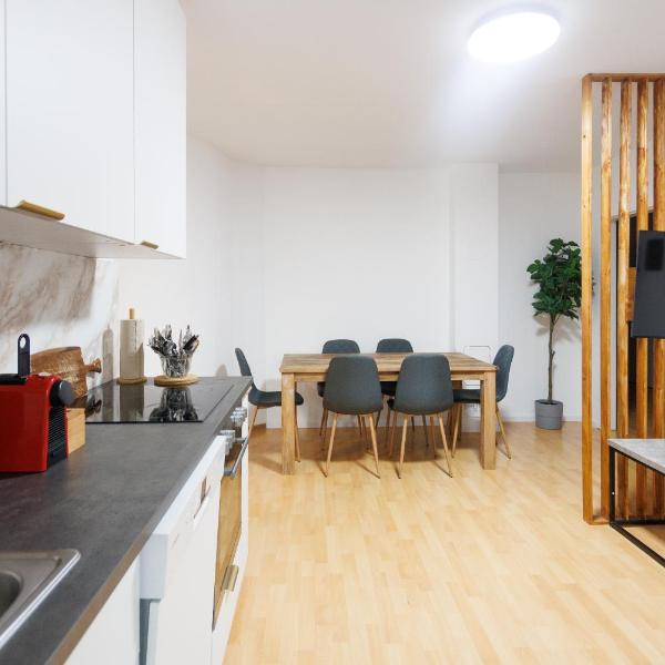 Cozy Family & Group Apartment - 15 min to Center, Vídeň