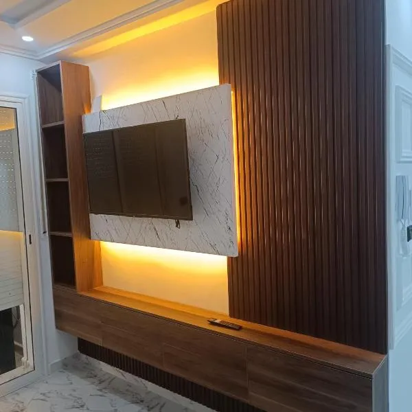 plage Taït club omeGa, khách sạn ở Andalouciene
