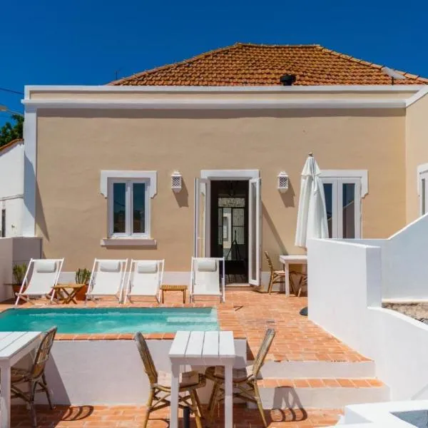 Guesthouse Casa Felicia, hotel em Montes de Alvor