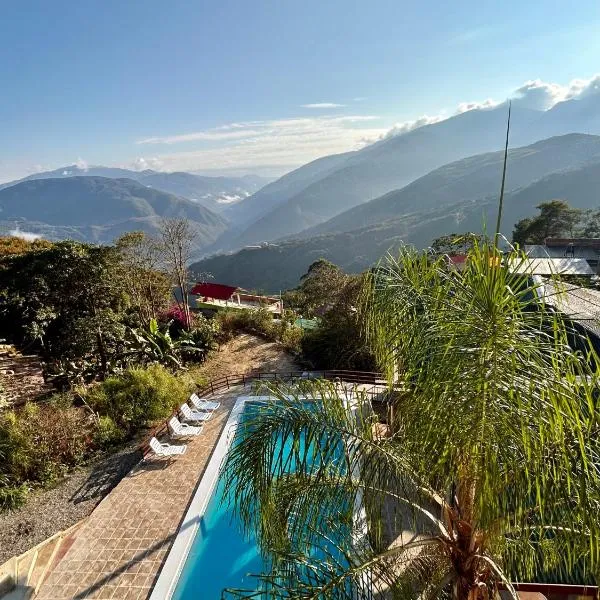 Villa Camila Hostel, hôtel à Coroico