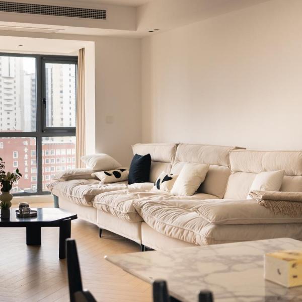 Eastern Hub - Bund Branch Quality Renovated Luxury 3Bedroom, Spacious Living Room Fully Equipped Haiyue Garden, Shanghái