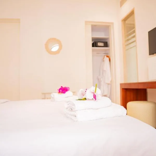 Nayah Stays, Ancient Sands Luxurious Pool Terrace Apartment，位于赫尔格达的酒店