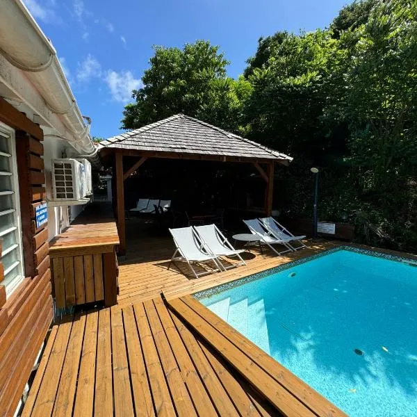 Kazajany, hotel in Terre-de-Haut