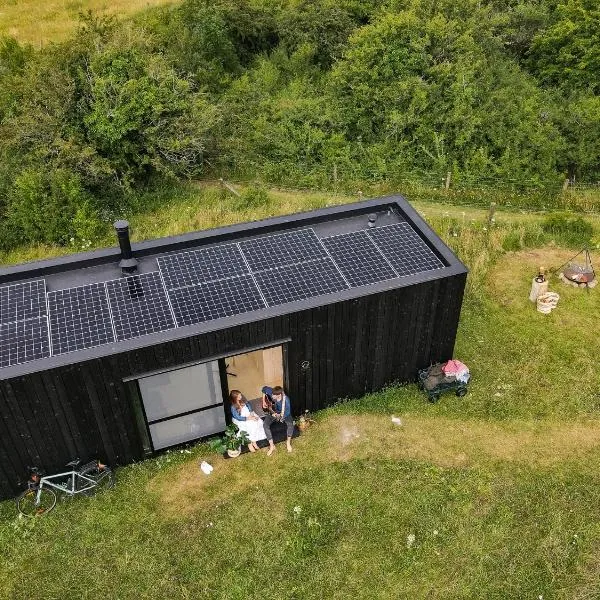 Wild Cabins Kinvara, hotel i Cloonnasee