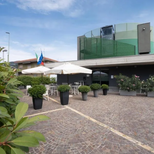 San Valentino Hotel, hotel in Villa di Serio