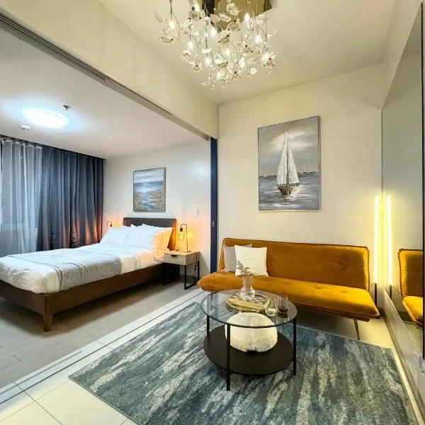 Rustic Elegance New One Bedroom One Uptown Free parking, ξενοδοχείο στη Μανίλα