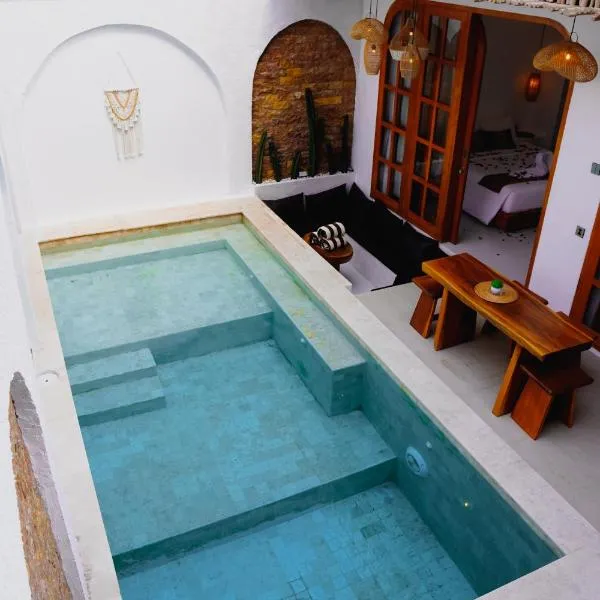 La Rylin Villa, hotel in Kuta
