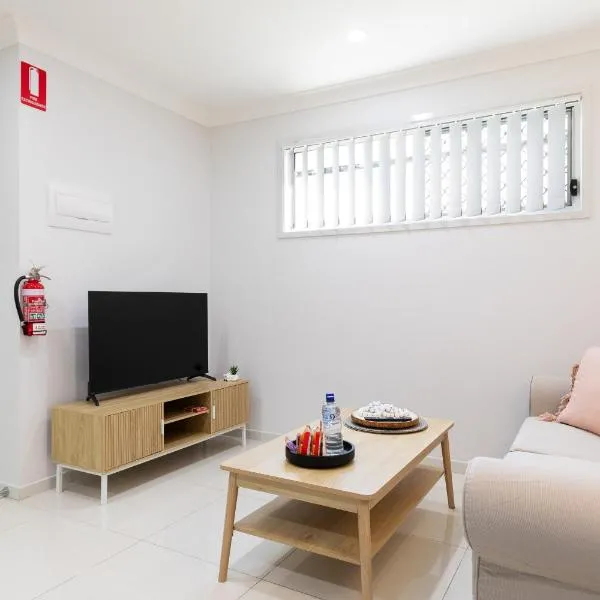Smart Suites Self Check-in Apartments - Freney Park, hotel u gradu Brizbejn