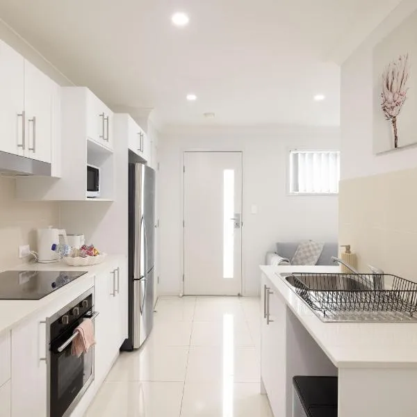 Smart Suites Self Check-in Apartments - Freney Park, hotel em Brisbane