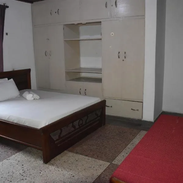 Kituri Hostel, hotel in Dar es Salaam