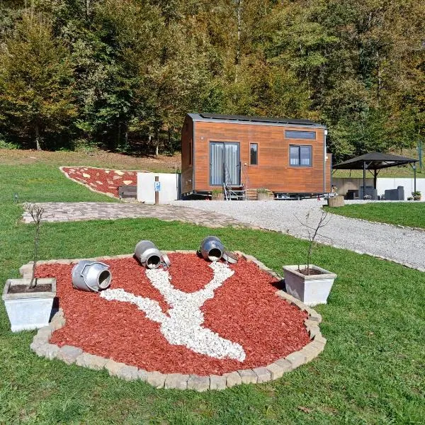 Au Petit Rocher, hotel in Roppeviller