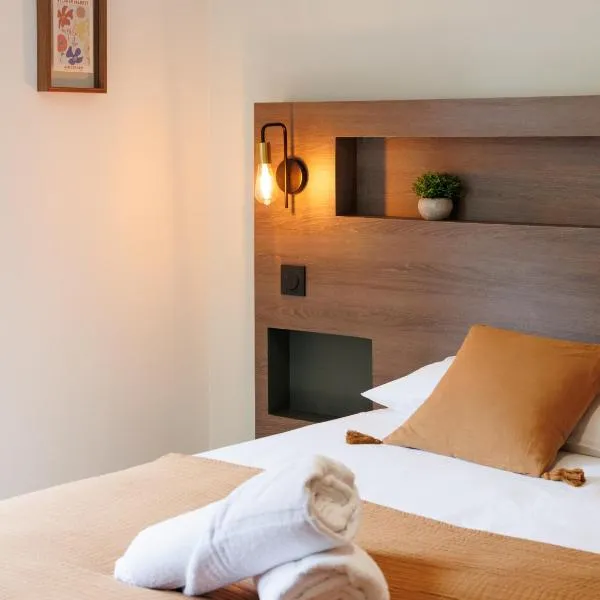 Appart'hôtel Le Corot - Accès Autonome - Saint-Junien Centre, hotel v destinaci Saint-Junien