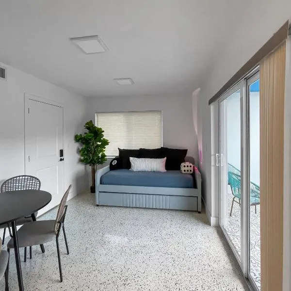 Newly Remodeled full Apartment, hotel in Miami
