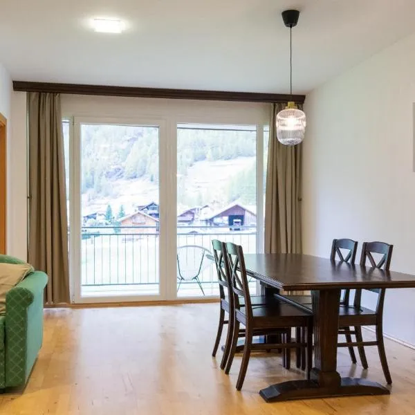 International House Sölden Apartment mit Balkon ZW 12, hotel v Söldnu