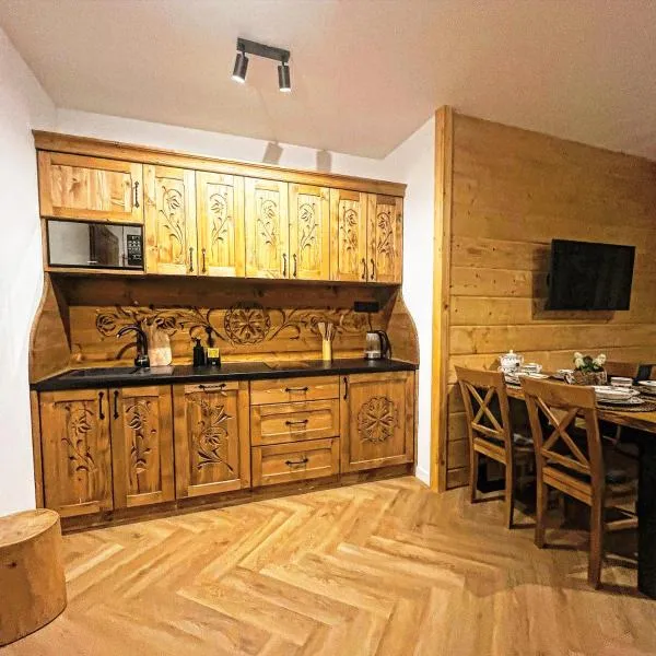 NOWE APARTAMENTY GÓRALSKIE BIAŁKA - SkiBus, Sauny, Bania, Sale Zabaw - w cenie, ξενοδοχείο σε Białka Tatrzanska