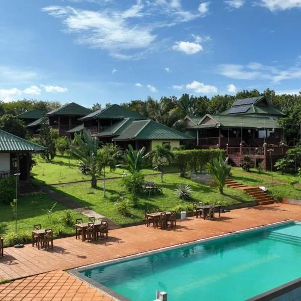 Ratanakiri Paradise Hotel & Restaurant, hotel in Banlung