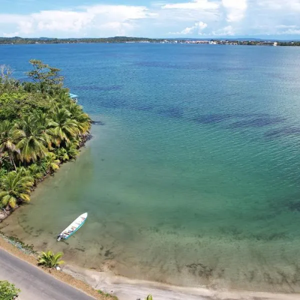 Somewhere, hótel í Bocas Town