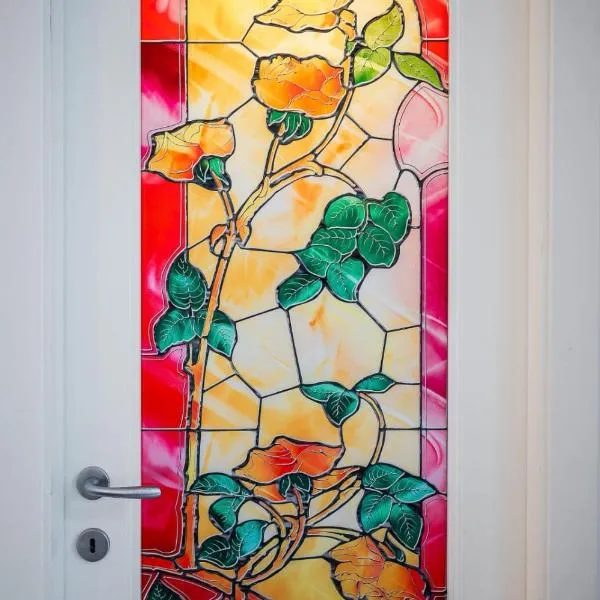 Le Cinque Rose airport apartment, hotel a Bologna