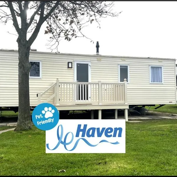 Primrose Valley - 25A Pine Ridge, hotel a Filey