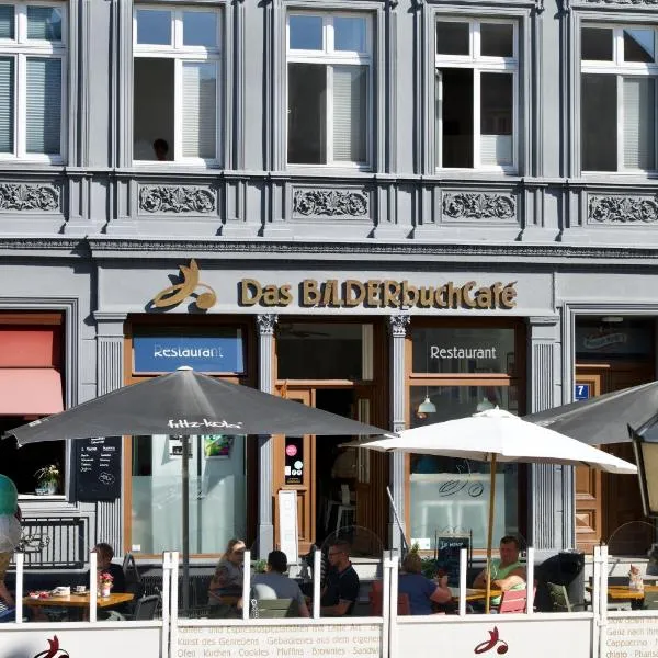 Das BilderbuchCafe - Pension Markt 7، فندق في هافلبرغ