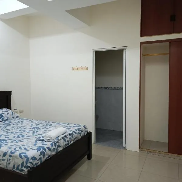 Hotel JIRA, hotel em Guayaquil