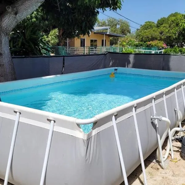 Container 1 with pool, free wifi fully equiped, hotel v destinaci Cabo Rojo