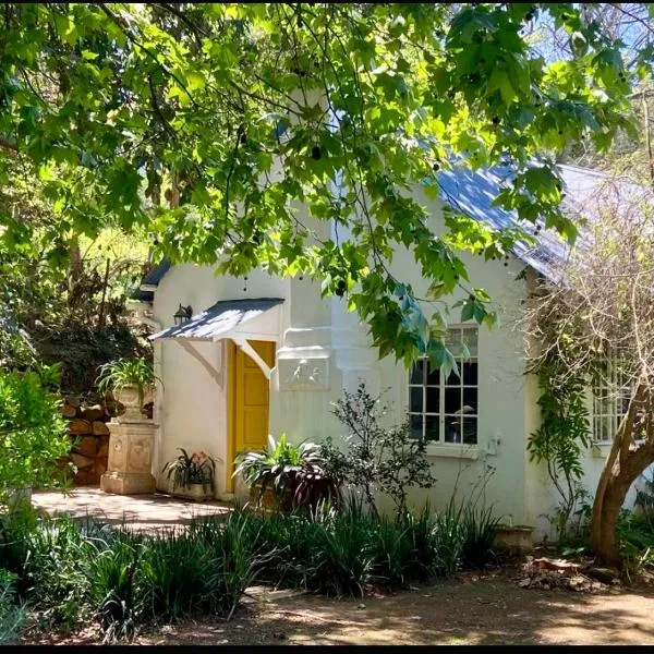 Yellowwoods Farm - POOL COTTAGE (self-catering), hotel en Curryʼs Post