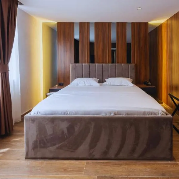 Hotel SOLO 127, hotel in Prizren