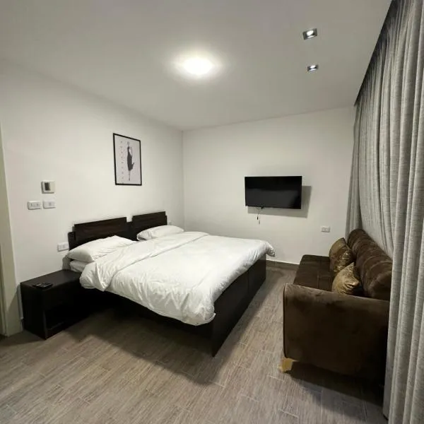 central apartment for rent 23，位于Umm Uthainah的酒店