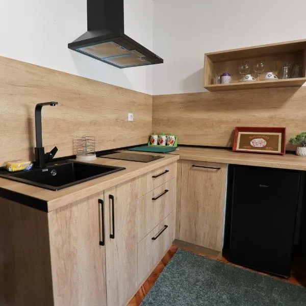 Apartmani Varos & Restaurant, hotel in Pirot