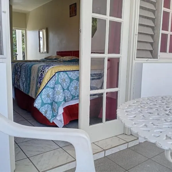 Ridgeway Guest House, khách sạn ở Montego Bay