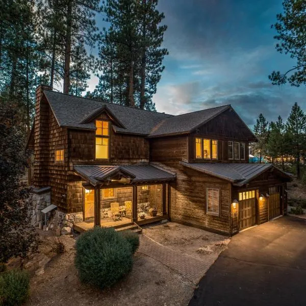 The Cottages - Golf, Pool, Play - 2-Bedroom, hotel a Truckee
