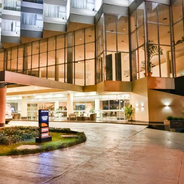 Nobile Hotel Convention Ciudad Del Este, hôtel à Ciudad del Este