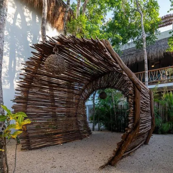 Loft Hermoso con Rooftop, hotel in Tulum
