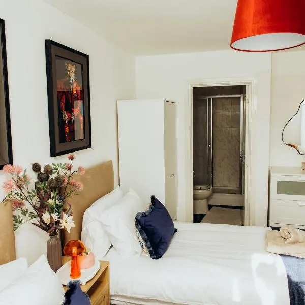 Bromley Stylish Modern Escape 2 Bed Apartment, hotel in Bickley