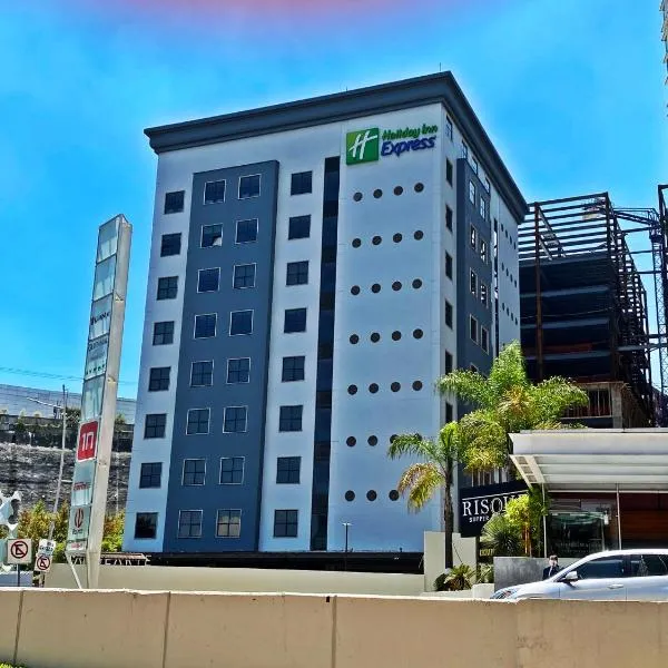 Holiday Inn Express Mexico Santa Fe by IHG, hotel u Mexico Cityju